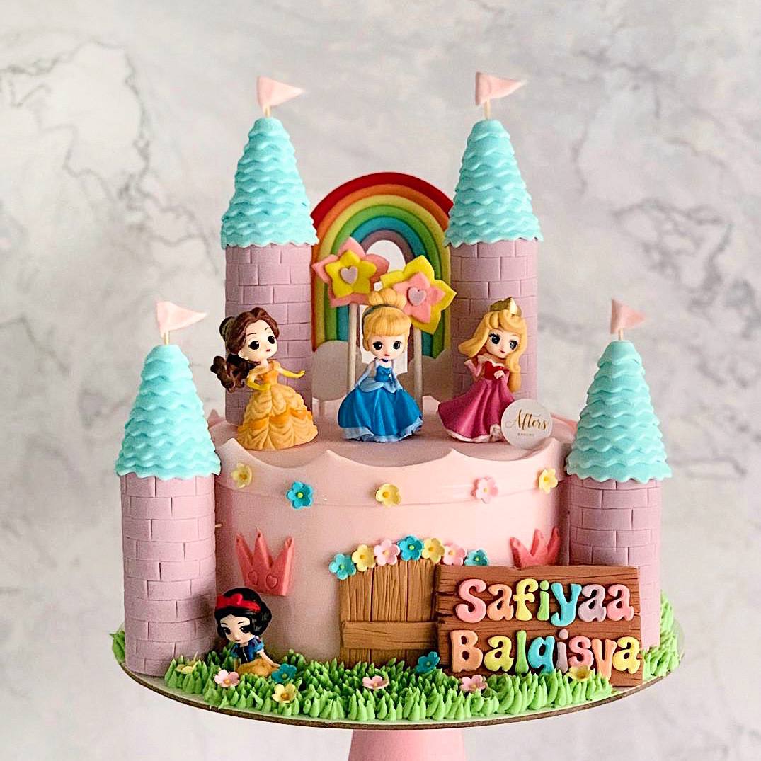 Pin by Ashtina Green on Girls princess party inspiration | Princess cake,  Birthday cake girls, Easy princess cake