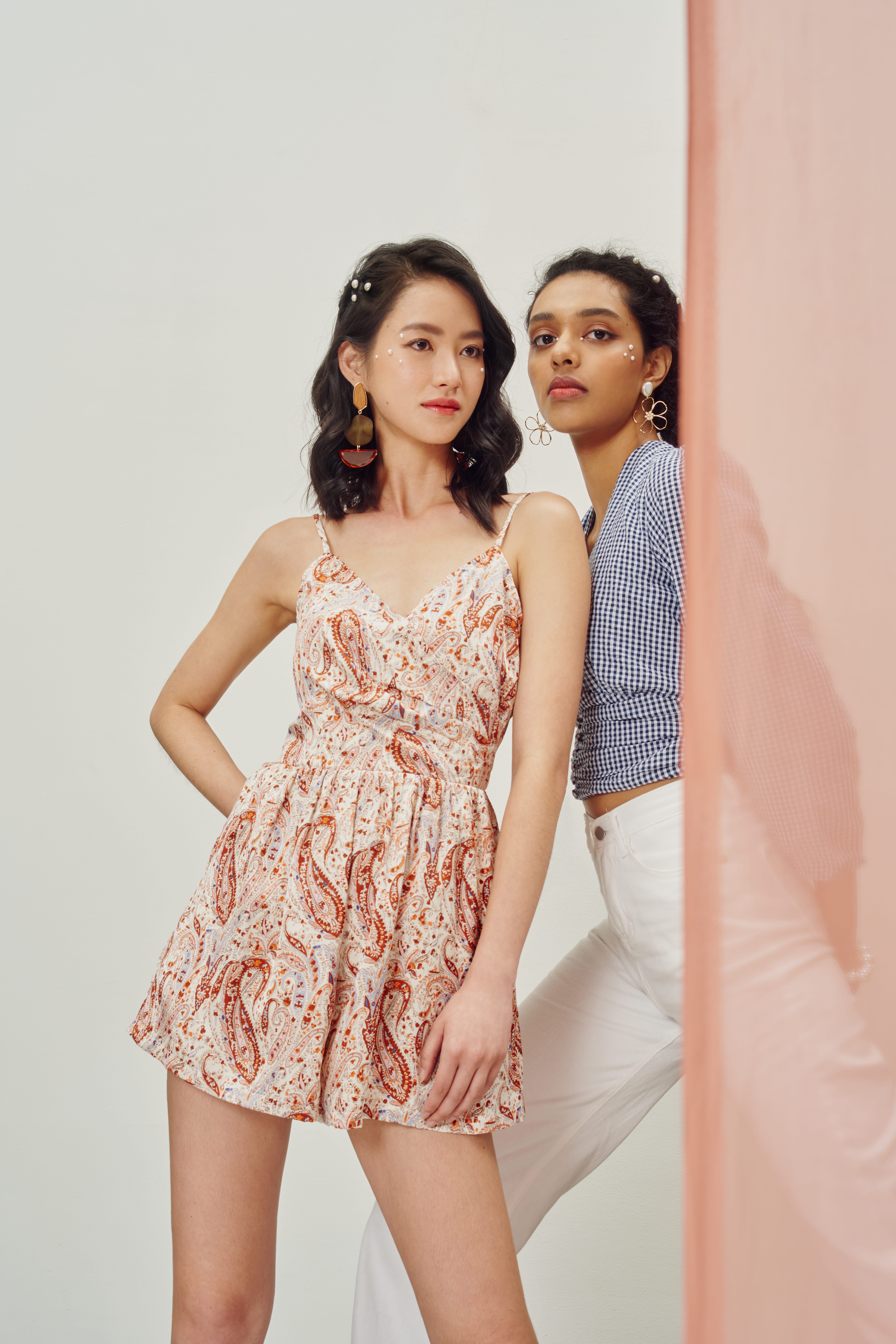 Women's Clothing Singapore  Dressing According To Body Shape